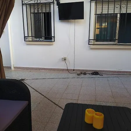 Lavillanadegredos Holiday home *