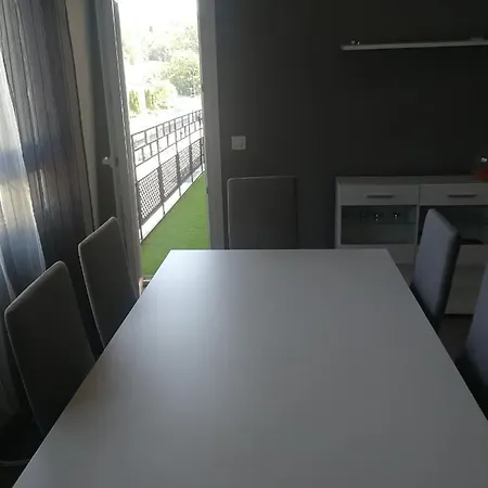 Lavillanadegredos Holiday home *